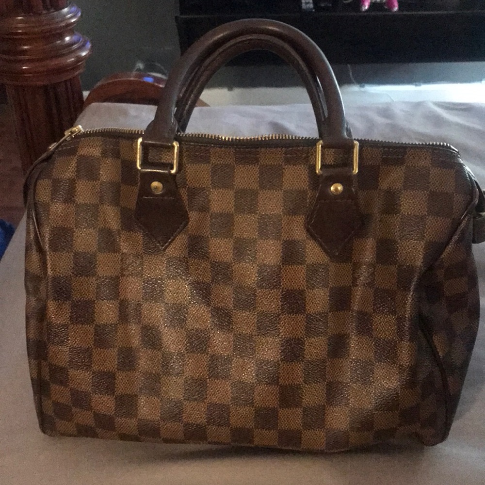 Louis Vuitton damier speedy 30
